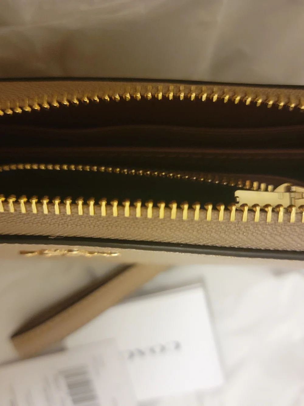 COACH Pebble Leather Women’s Wallet Clutch in Beige With Matching Bag NWT